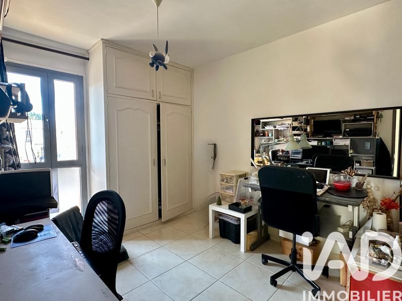 Appartement - 99 m² - 4 pièces
