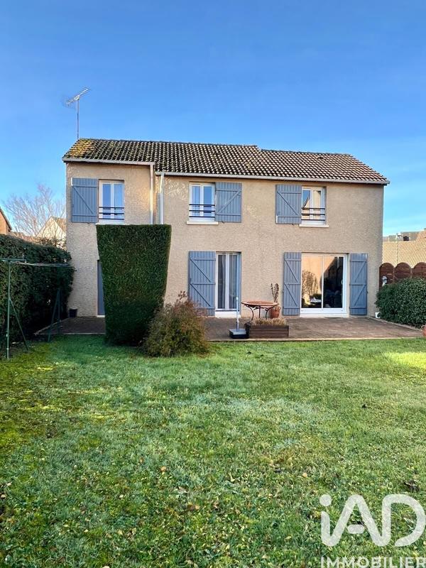 Maison - 101 m² - 5 pièces