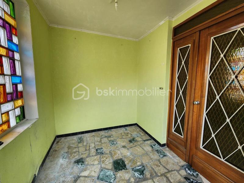 Maison traditionnelle - 165 m² - 8 pièces