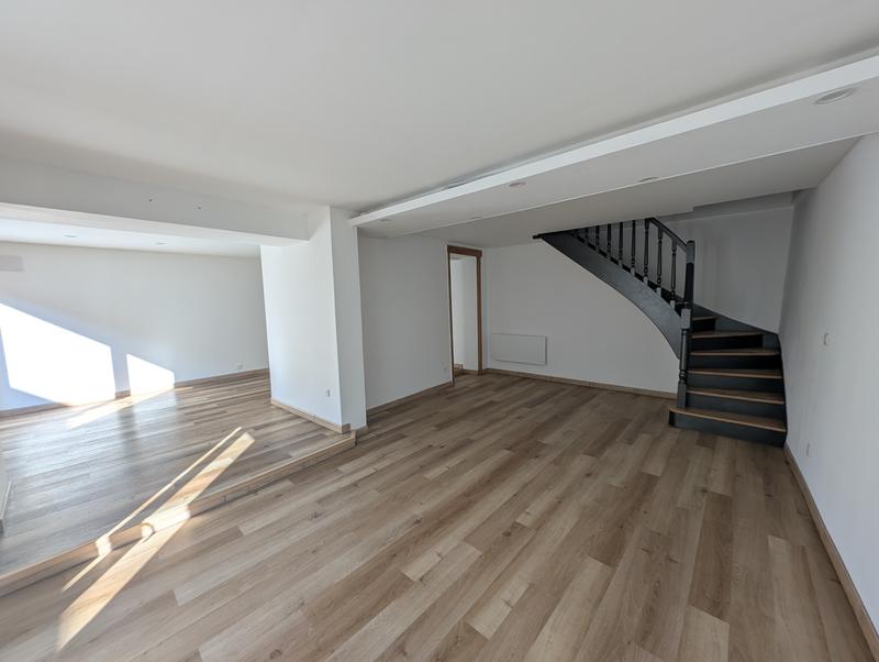 Maison - 137 m² - 5 pièces