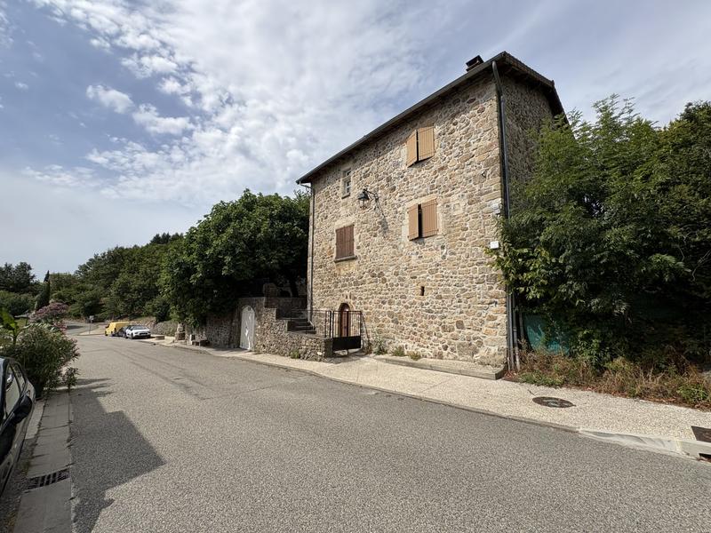 Maison ancienne - 149 m² - 5 pièces