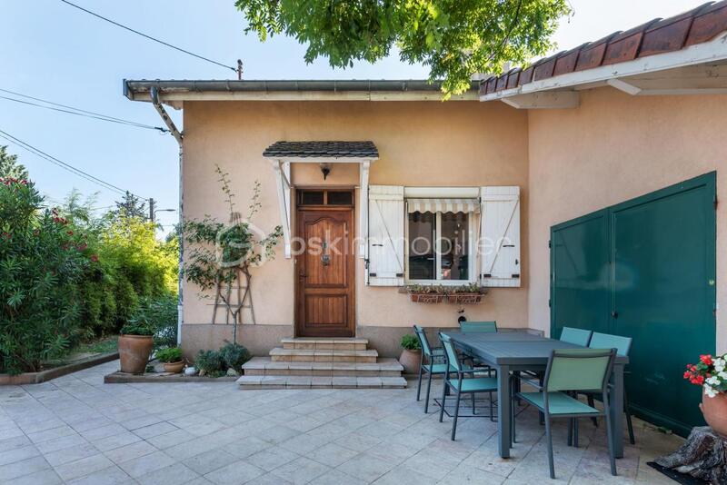 Maison - 162 m² - 6 pièces