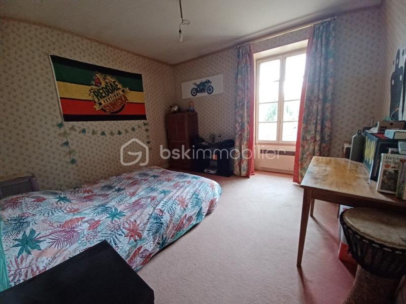 Moulin - 216 m² - 10 pièces