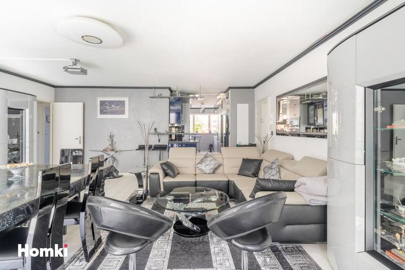 Appartement - 100 m² - 4 pièces