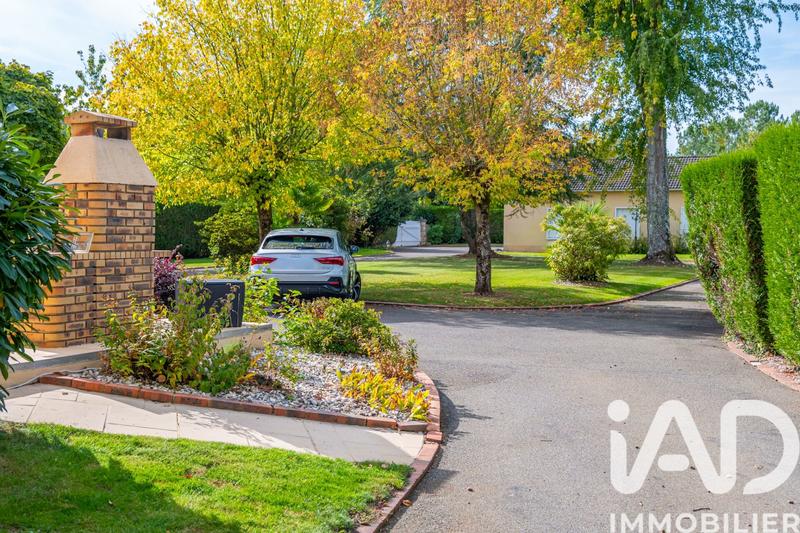 Maison - 196 m² - 6 pièces