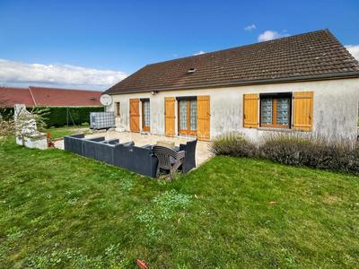 Maison - 76 m² - 4 pièces