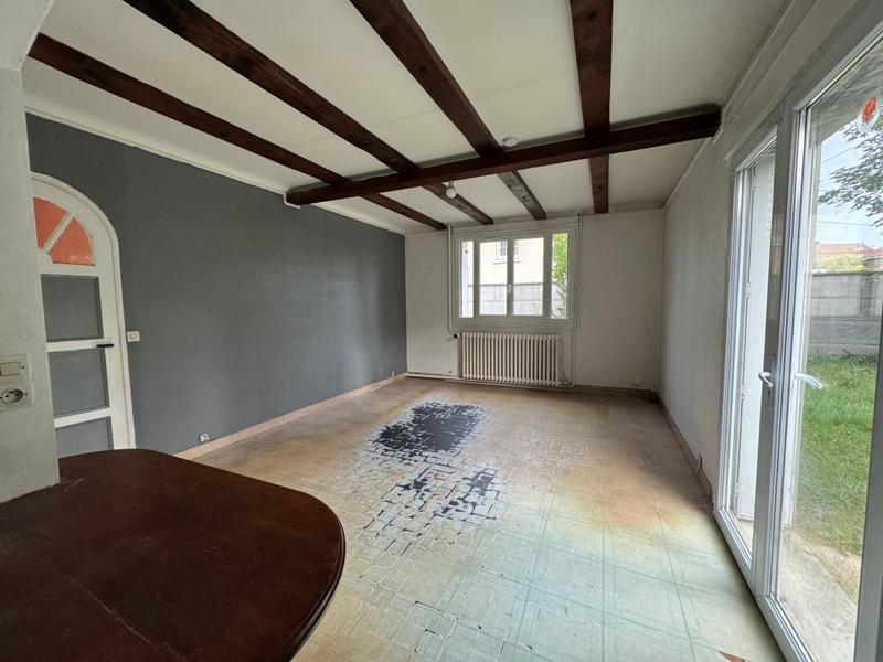 Maison - 99 m² - 4 pièces