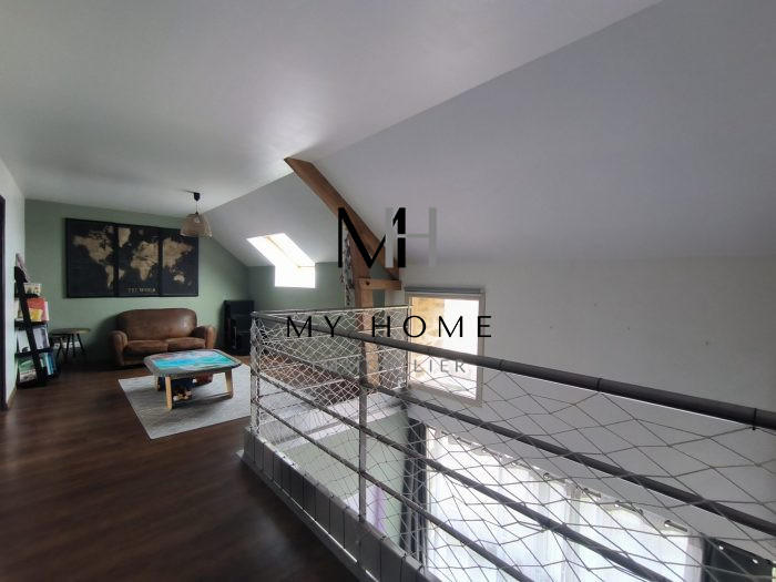 Maison - 320 m² - 13 pièces