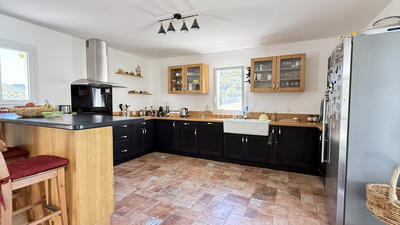 Maison - 200 m² - 6 pièces