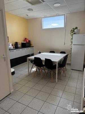 Bureau - 354 m²