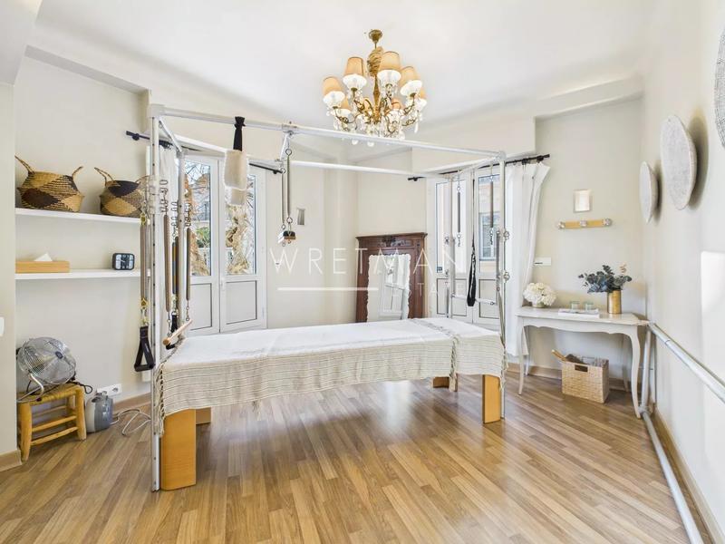 Appartement - 74 m² - 2 pièces