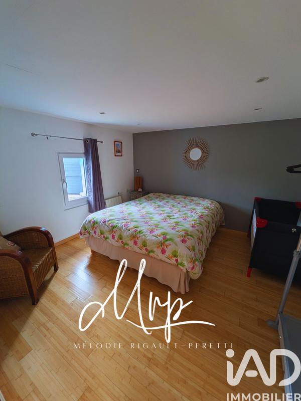 Maison - 197 m² - 7 pièces