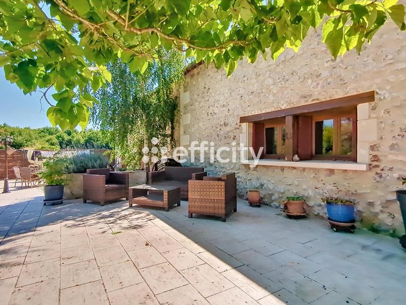 Maison - 244 m² - 10 pièces