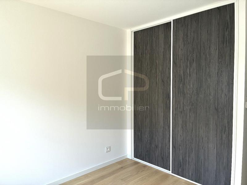 Appartement - 93 m² - 4 pièces