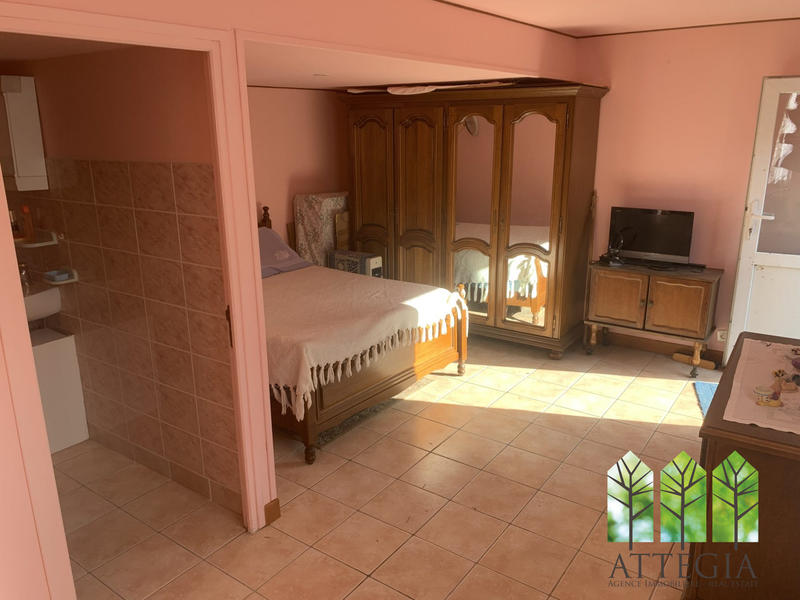 Maison - 85 m² - 7 pièces