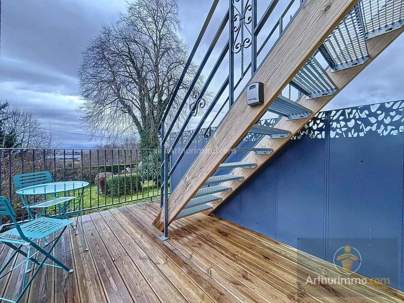 Maison - 199 m² - 6 pièces