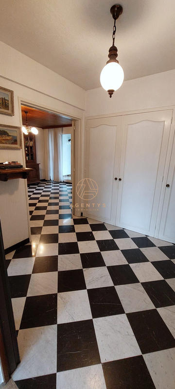 Maison - 107 m² - 5 pièces