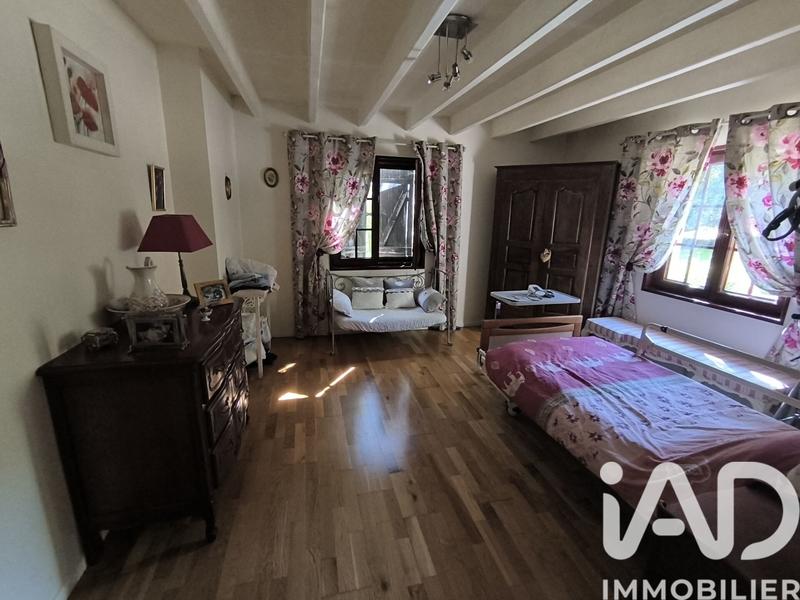 Maison - 194 m² - 7 pièces