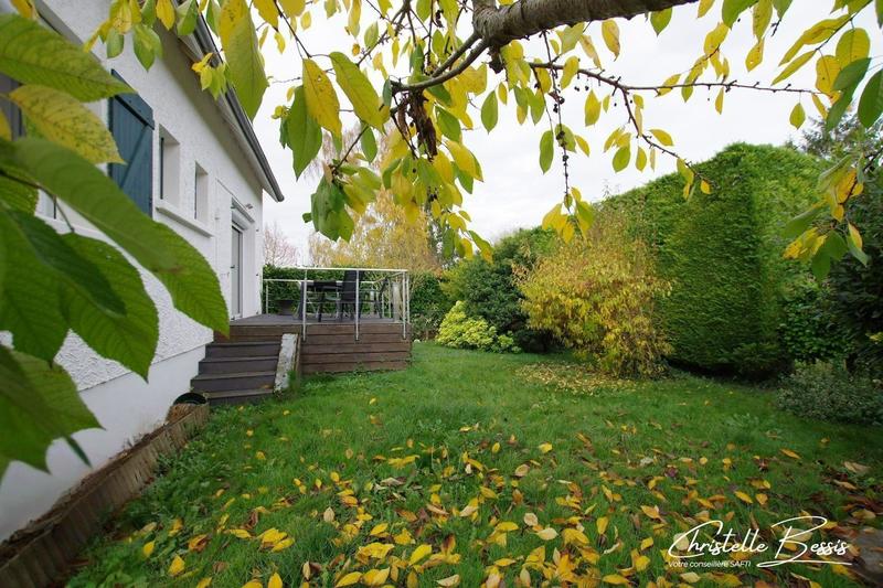 Maison - 104 m² - 4 pièces