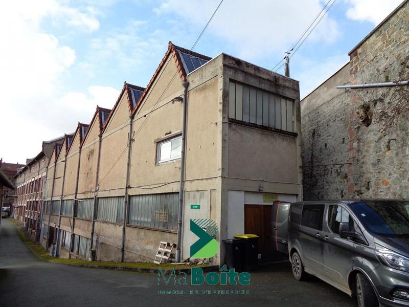 Entrepôt - 300 m² - 2 pièces