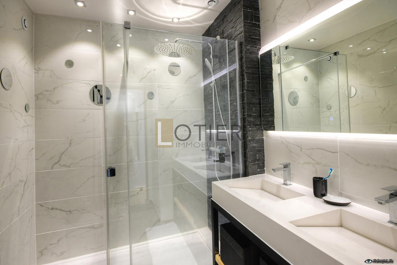 Appartement - 75 m² - 4 pièces