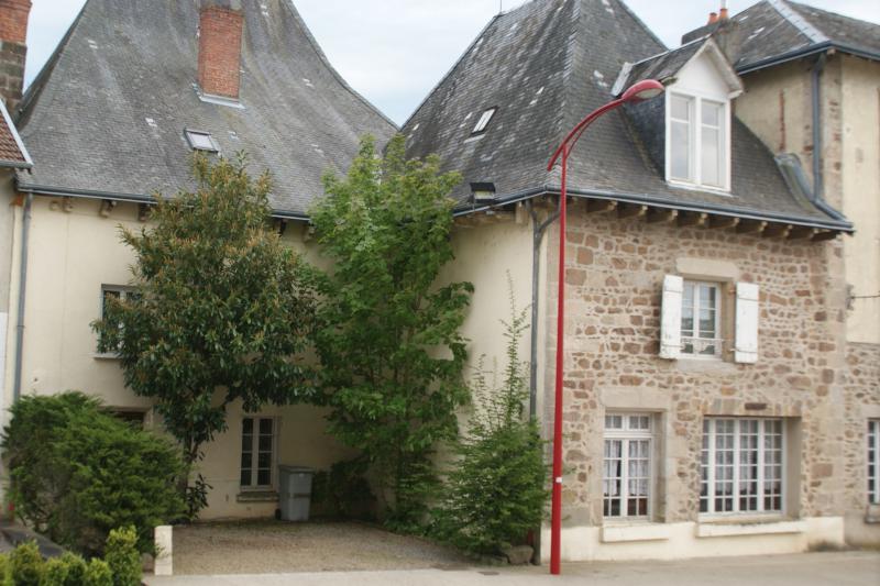 Maison - 227 m² - 6 pièces