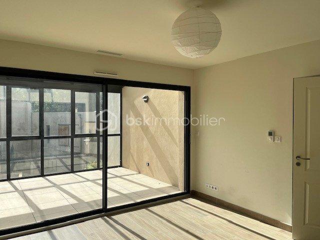 Maison - 160 m² - 5 pièces