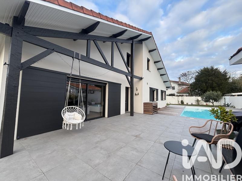 Maison - 160 m² - 7 pièces