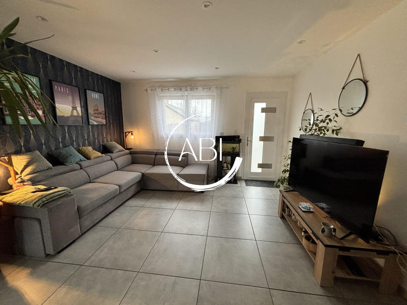 Maison - 80 m² - 3 pièces