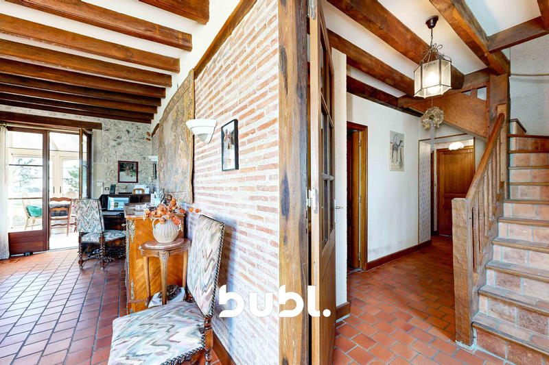 Maison - 193 m² - 8 pièces