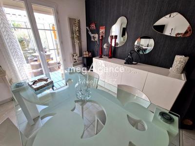 Maison - 86 m² - 4 pièces