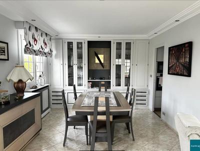 Maison - 156 m² - 7 pièces
