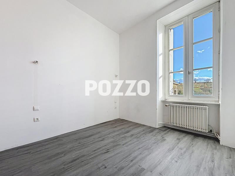 Maison - 110 m² - 6 pièces