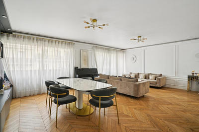 Appartement - 98 m² - 3 pièces