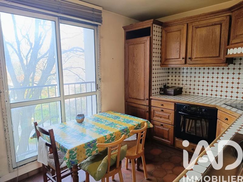 Appartement - 99 m² - 4 pièces