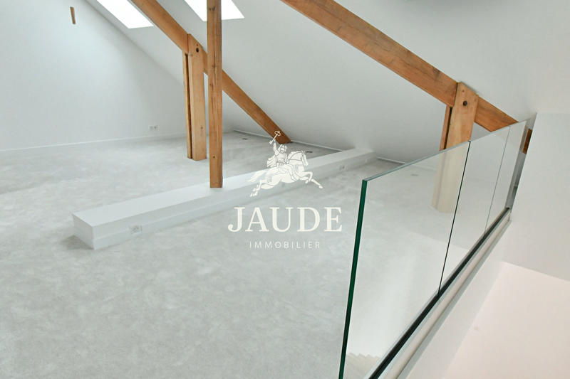 Appartement - 202 m² - 5 pièces