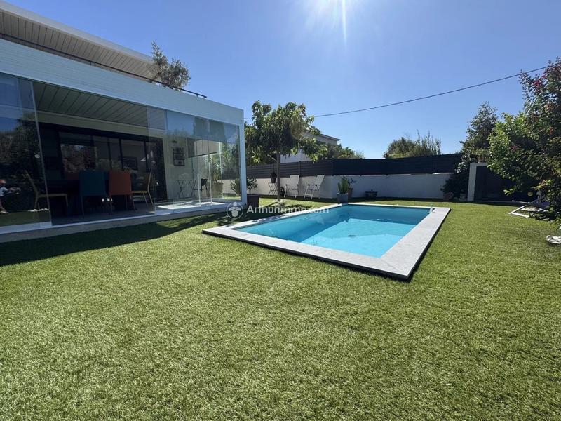 Appartement - 105 m² - 3 pièces