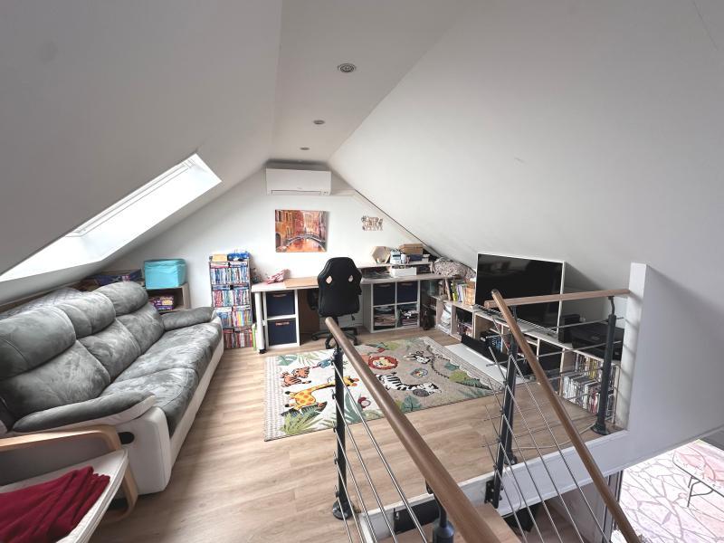 Maison - 150 m² - 7 pièces