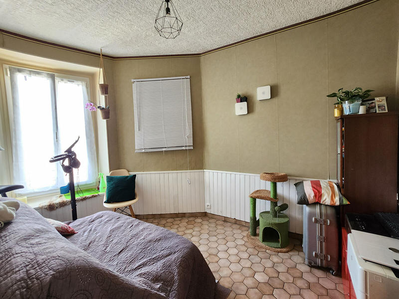 Maison - 94 m² - 4 pièces