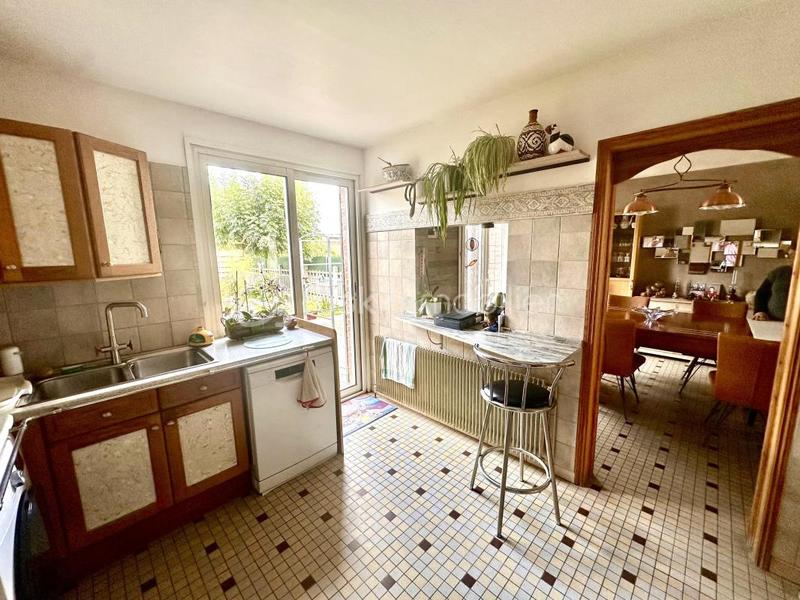 Maison - 93 m² - 5 pièces