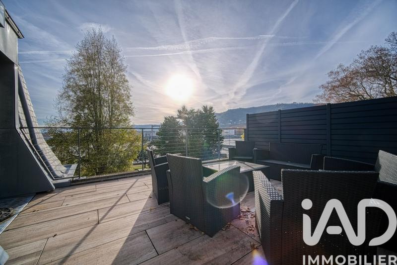 Appartement - 168 m² - 6 pièces