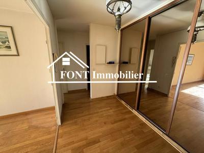 Appartement - 90 m² - 4 pièces