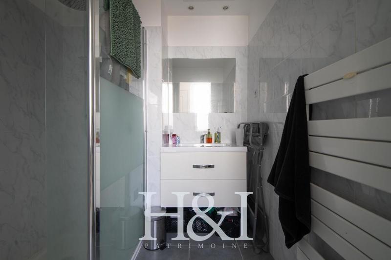 Propriété - 86 m² - 4 pièces