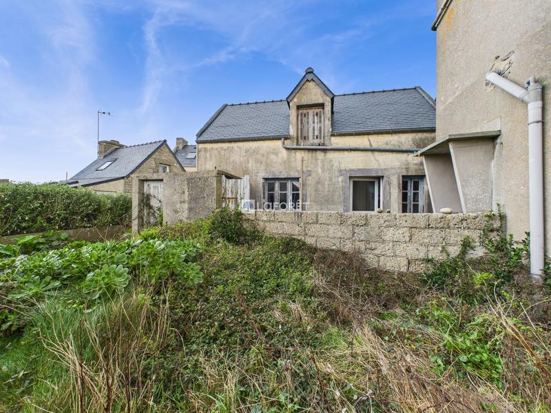 Maison - 88 m² - 9 pièces