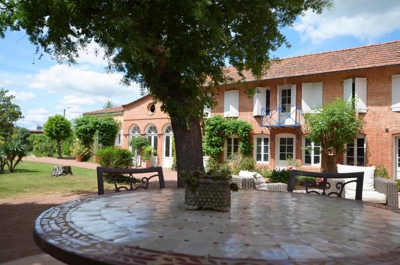 Maison bourgeoise - 395 m² - 11 pièces