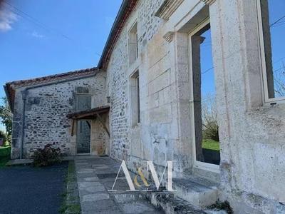 Maison de village - 133 m² - 4 pièces