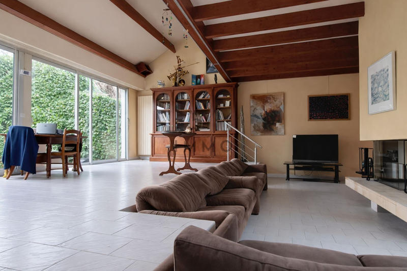 Maison - 170 m² - 7 pièces