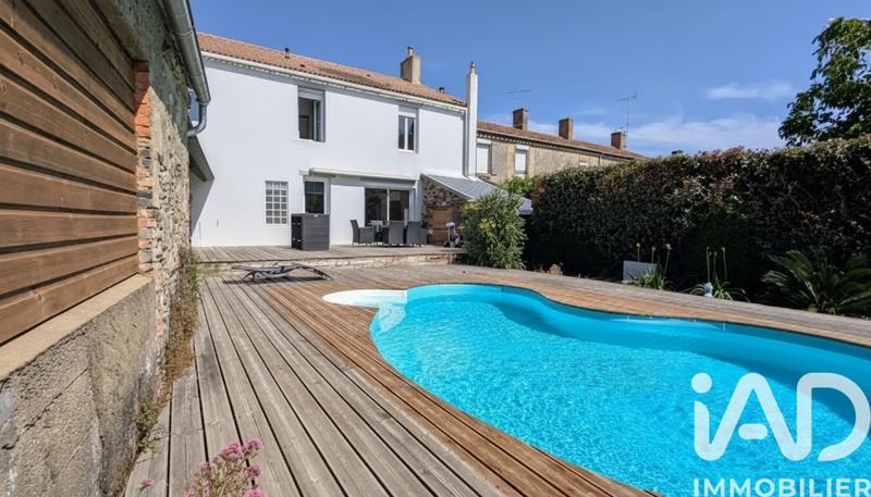 Maison de ville - 167 m² - 6 pièces