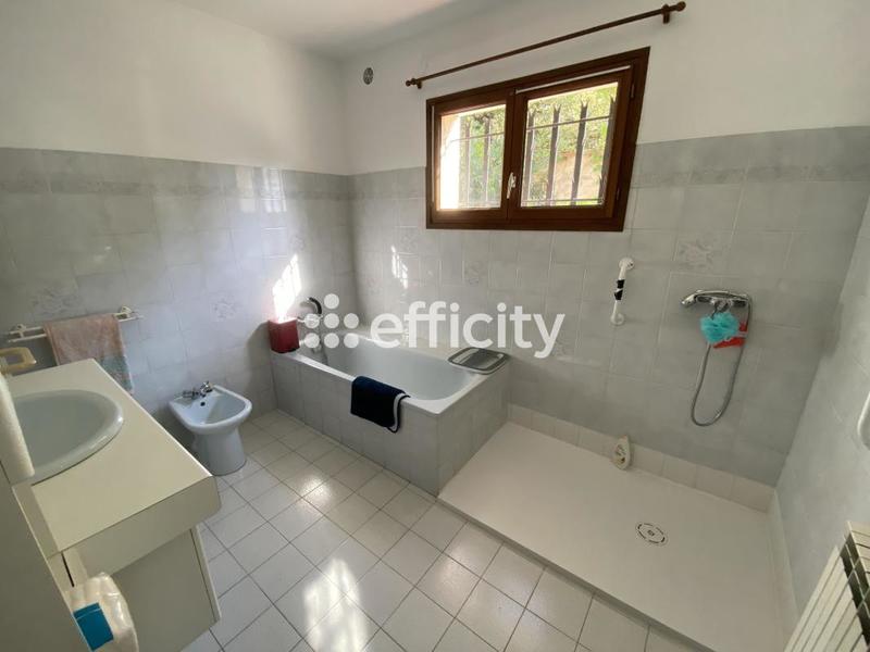 Maison - 147 m² - 5 pièces