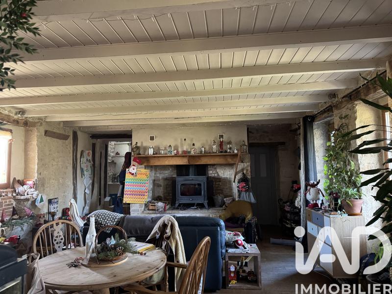 Maison - 180 m² - 9 pièces